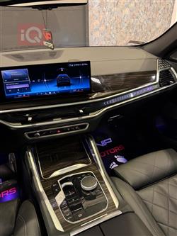 بی ئێم دەبڵیو X6